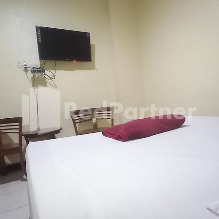 Hotel Palem 2 Syariah Malang Redpartner Exterior foto