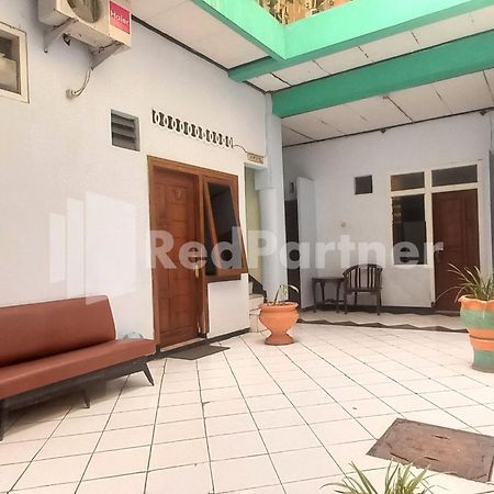 Hotel Palem 2 Syariah Malang Redpartner Exterior foto