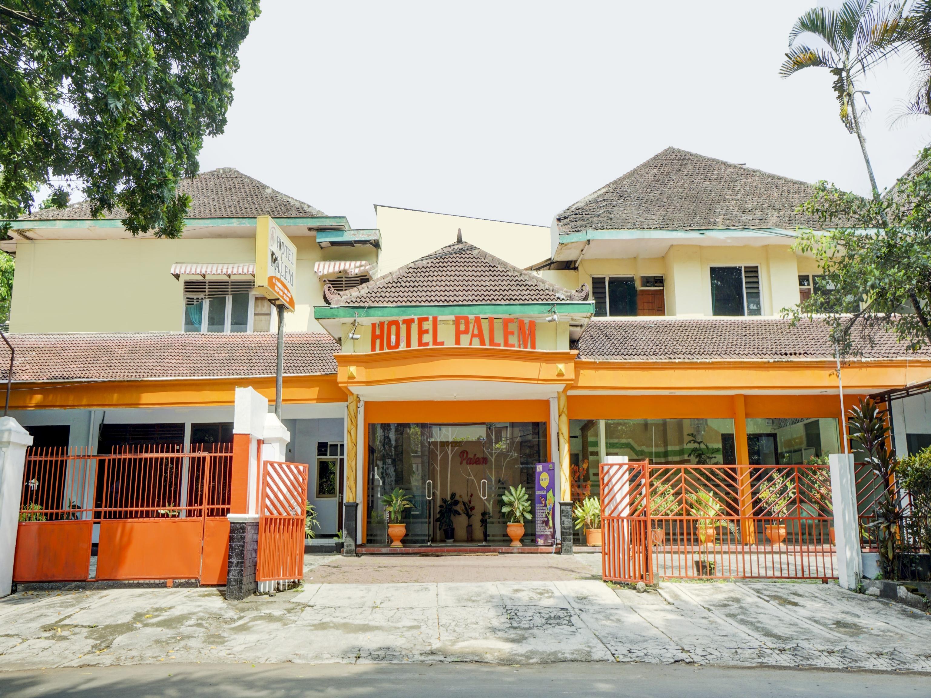 Hotel Palem 2 Syariah Malang Redpartner Exterior foto