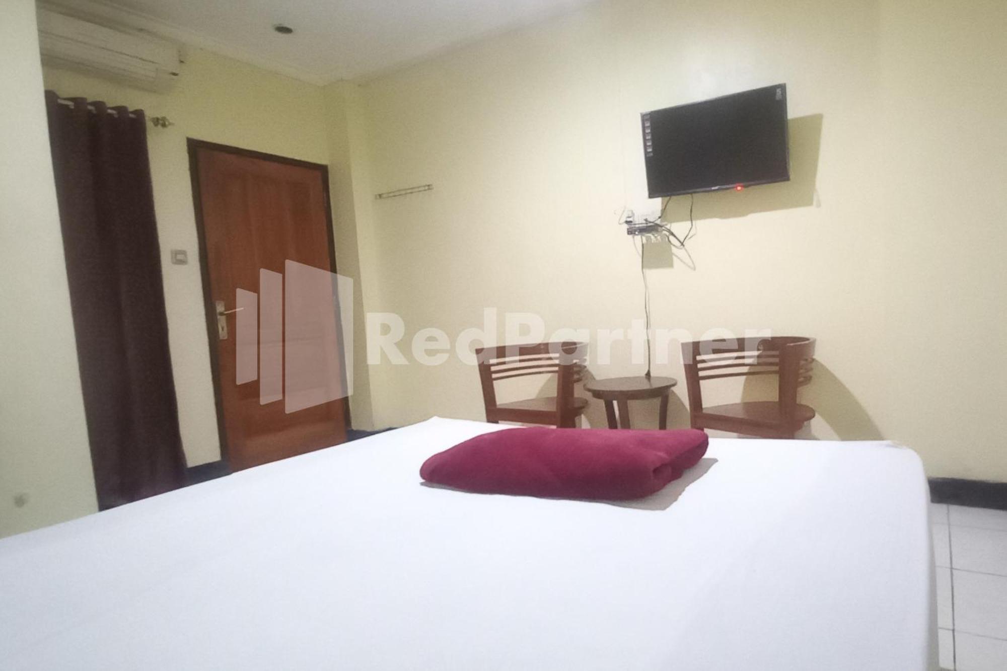 Hotel Palem 2 Syariah Malang Redpartner Exterior foto